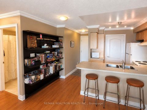 Photo 6 at 1518 - 188 Doris Avenue, Willowdale East, Toronto