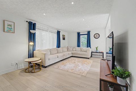 Photo 4 at 14376 JANE Street, King City, King