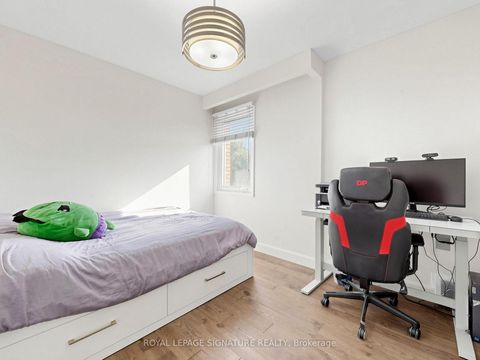 Photo 19 at 31 Tollerton Avenue, Steeles, Toronto