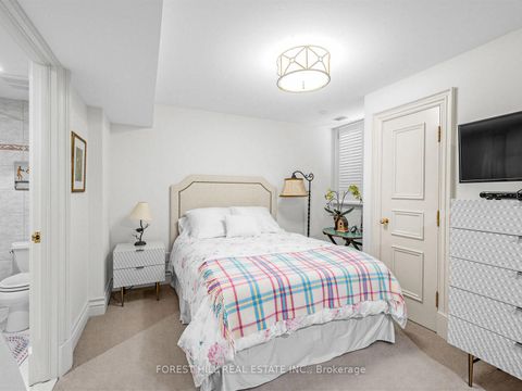 Photo 37 at 105 Dunvegan Road, Forest Hill South, Toronto