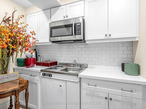 Photo 38 at 105 Dunvegan Road, Forest Hill South, Toronto