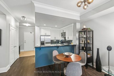 Photo 6 at 707 - 55 Delisle Avenue, St. Clair, Toronto