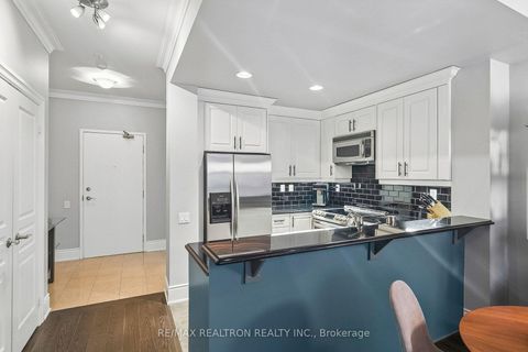 Photo 7 at 707 - 55 Delisle Avenue, St. Clair, Toronto