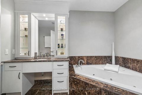 Photo 16 at 707 - 55 Delisle Avenue, St. Clair, Toronto