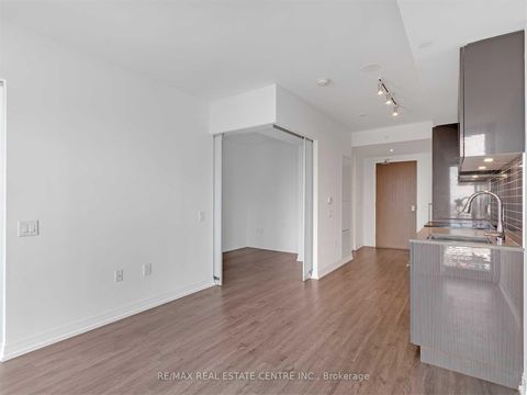 Photo 13 at 4709 - 251 Jarvis Street, Yonge Corridor, Toronto
