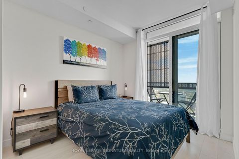 Photo 11 at 5009 - 8 Eglinton Avenue E, Mount Pleasant West, Toronto