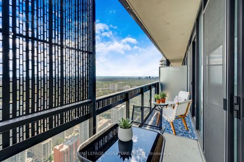 Photo 22 at 5009 - 8 Eglinton Avenue E, Mount Pleasant West, Toronto