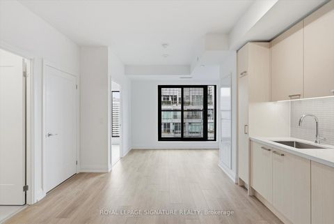 Photo 1 at 3409 - 20 Soudan Avenue, Mount Pleasant West, Toronto