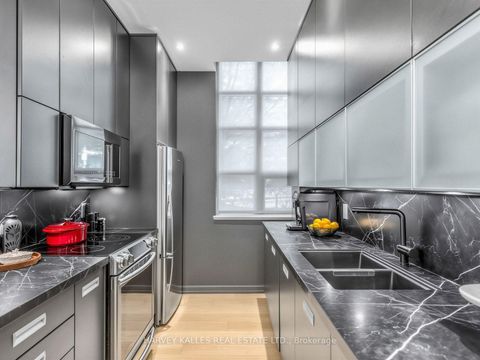 Photo 7 at 106 - 380 Macpherson Avenue, Casa Loma, Toronto
