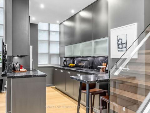 Photo 9 at 106 - 380 Macpherson Avenue, Casa Loma, Toronto