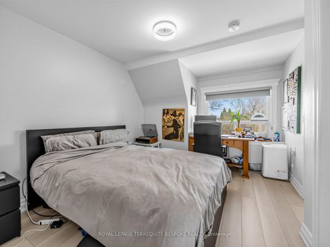 Photo 3 at 61 Chelsea Avenue, High Park North, Toronto