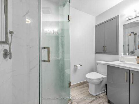 Photo 4 at 61 Chelsea Avenue, High Park North, Toronto