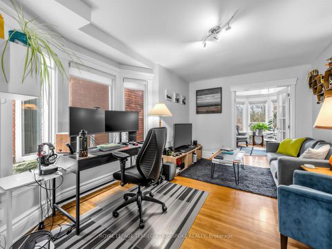 Photo 10 at 61 Chelsea Avenue, High Park North, Toronto