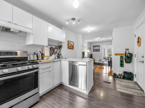 Photo 17 at 61 Chelsea Avenue, High Park North, Toronto