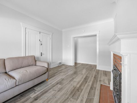 Photo 22 at 61 Chelsea Avenue, High Park North, Toronto