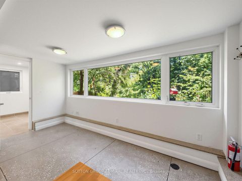Photo 22 at 246 Ellis Avenue, Swansea, Toronto