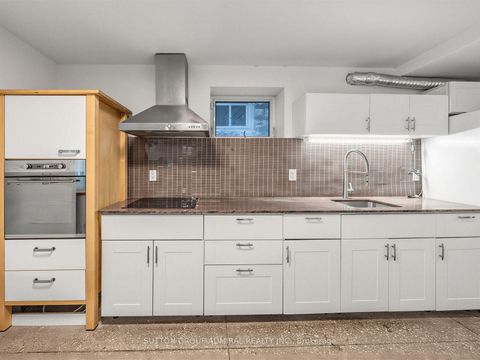 Photo 23 at 246 Ellis Avenue, Swansea, Toronto
