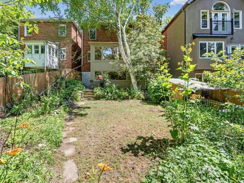 Photo 31 at 246 Ellis Avenue, Swansea, Toronto