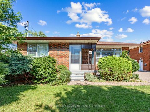 Photo 1 at 68 Beacham Crescent, Sullivan, Toronto
