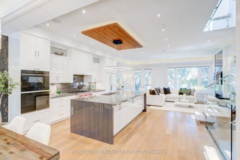 Photo 8 at 200 Snowdon Avenue, Lawrence Park North, Toronto