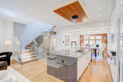 Photo 10 at 200 Snowdon Avenue, Lawrence Park North, Toronto