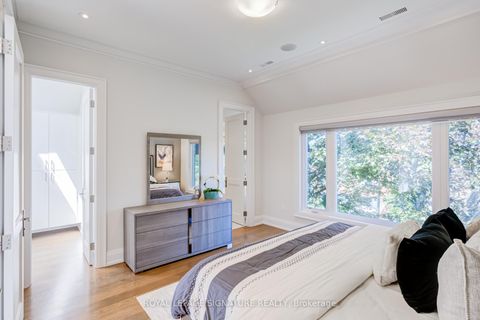 Photo 20 at 200 Snowdon Avenue, Lawrence Park North, Toronto