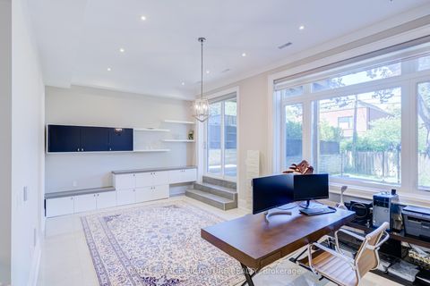Photo 31 at 200 Snowdon Avenue, Lawrence Park North, Toronto