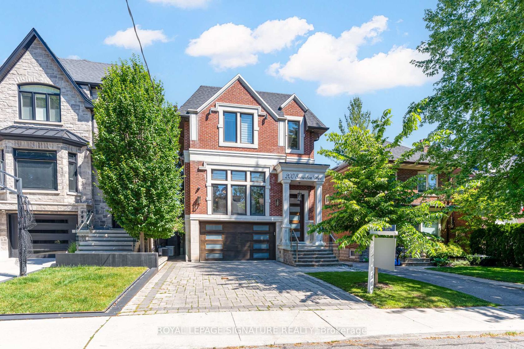 200 Snowdon Avenue, Lawrence Park North, Toronto 