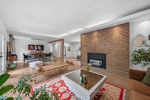 Photo 5 at 11 Yewfield Crescent, Don Mills, Toronto