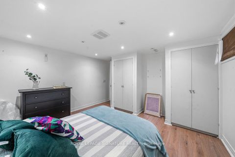 Photo 26 at 11 Yewfield Crescent, Don Mills, Toronto