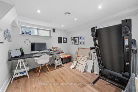 Photo 27 at 11 Yewfield Crescent, Don Mills, Toronto