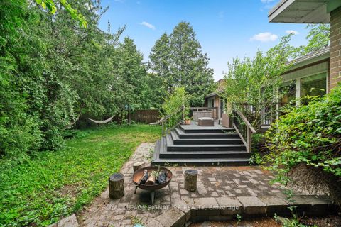 Photo 32 at 11 Yewfield Crescent, Don Mills, Toronto