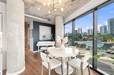 Photo 8 at 604 - 51 Trolley Crescent, Moss Park, Toronto