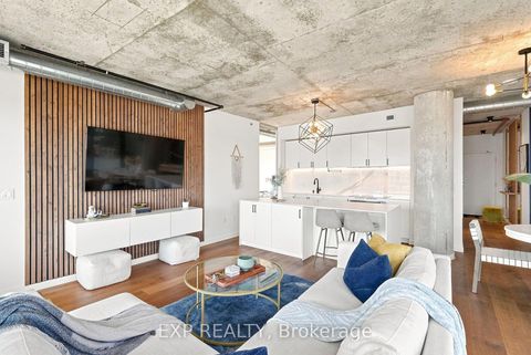 Photo 14 at 604 - 51 Trolley Crescent, Moss Park, Toronto