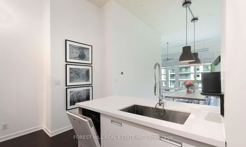 Photo 3 at 408 - 380 Macpherson Avenue, Casa Loma, Toronto