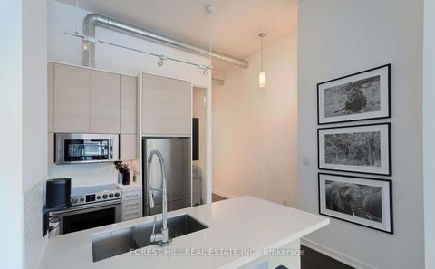 Photo 4 at 408 - 380 Macpherson Avenue, Casa Loma, Toronto