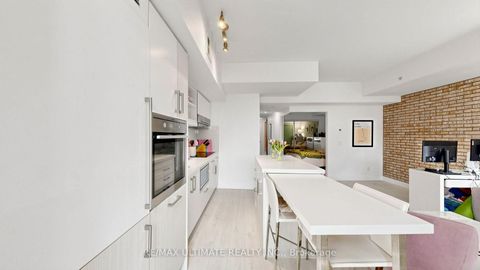 Photo 3 at 303 - 39 Sherbourne Street, Moss Park, Toronto