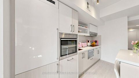 Photo 6 at 303 - 39 Sherbourne Street, Moss Park, Toronto