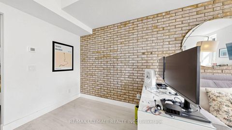 Photo 11 at 303 - 39 Sherbourne Street, Moss Park, Toronto