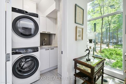 Photo 8 at 1084 Bay Street, Bay Street Corridor, Toronto