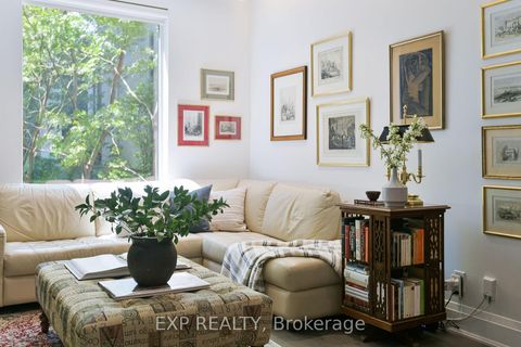 Photo 11 at 1084 Bay Street, Bay Street Corridor, Toronto
