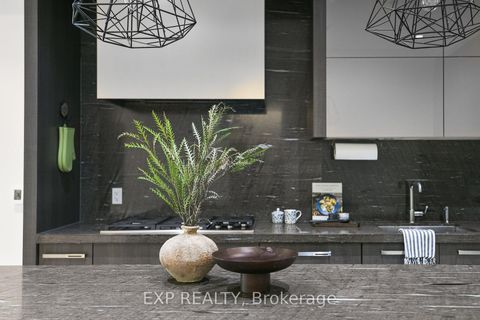 Photo 19 at 1084 Bay Street, Bay Street Corridor, Toronto