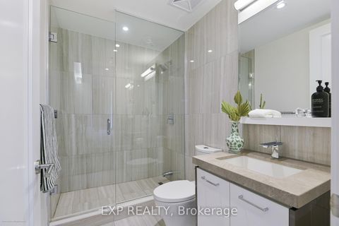 Photo 23 at 1084 Bay Street, Bay Street Corridor, Toronto