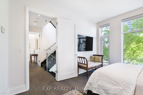 Photo 27 at 1084 Bay Street, Bay Street Corridor, Toronto
