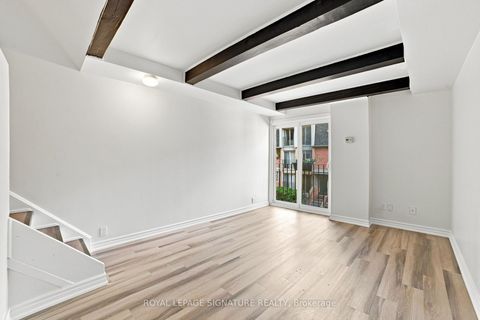Photo 2 at 18 - 325 Jarvis Street, Moss Park, Toronto
