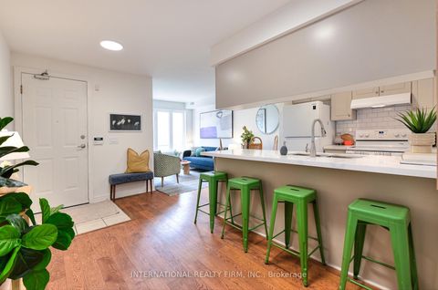 Photo 2 at 201 - 60 Aerodrome Crescent, Leaside, Toronto
