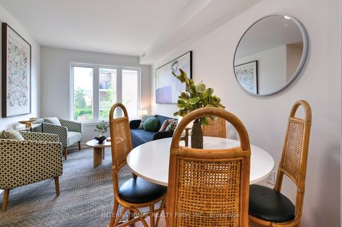 Photo 8 at 201 - 60 Aerodrome Crescent, Leaside, Toronto