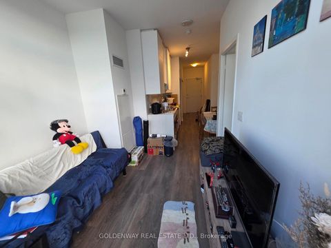 Photo 3 at PH15 - 195 Redpath Avenue, Mount Pleasant West, Toronto