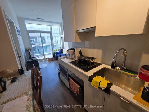 Photo 5 at PH15 - 195 Redpath Avenue, Mount Pleasant West, Toronto