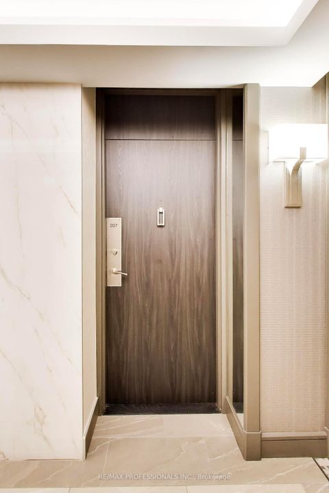 Photo 6 at 207 - 260 Scarlett Road, Smythe, Toronto